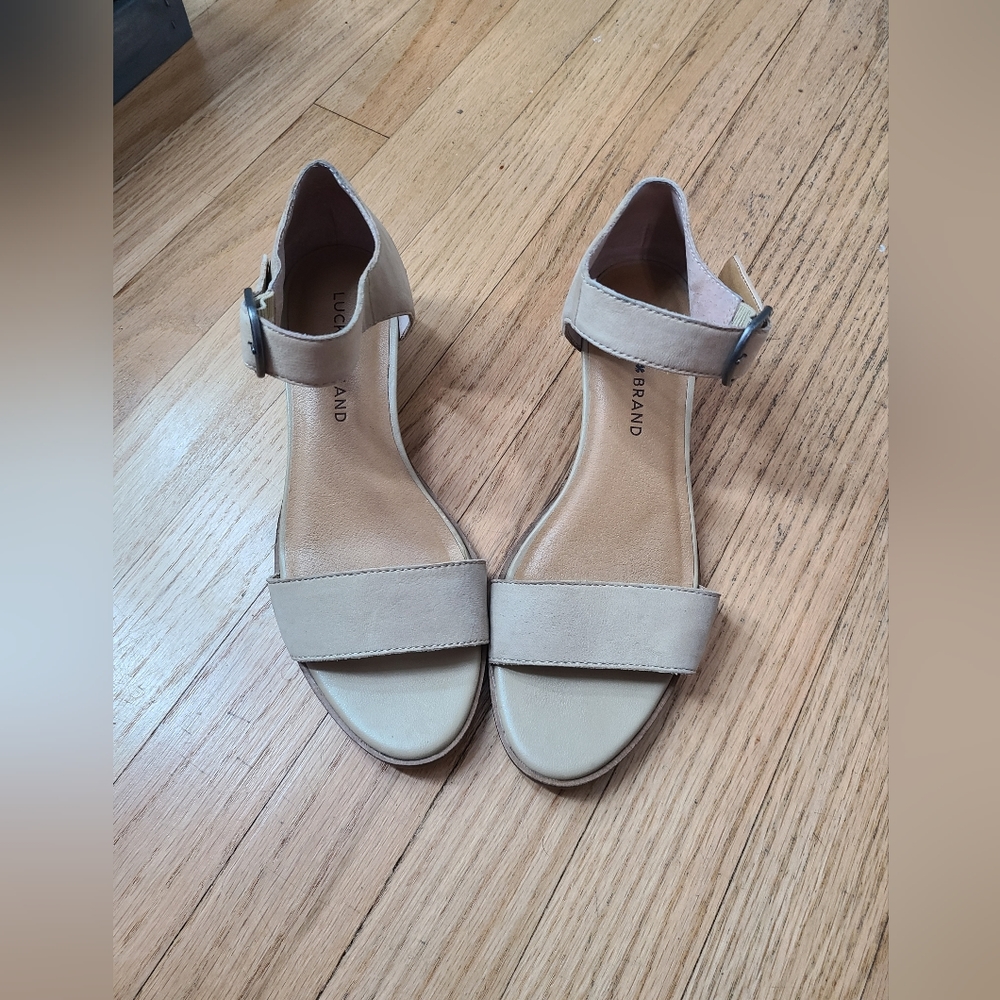Lucky Brand Wedge sandals